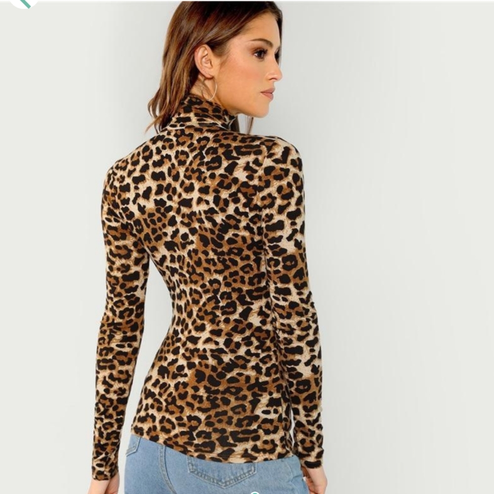 No 💥HP 11/25🥳 High Neck Leopard Print Fitted Top - Picture 4 of 6